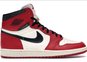 Giày sneaker Adidas trắng – hình minh họa cho kiến thức cơ bản về sneaker