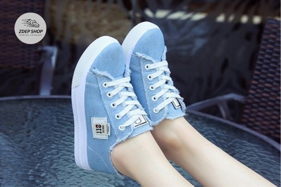 Các cách buộc dây giày thể thao 4 lỗ phổ biến hiện nay