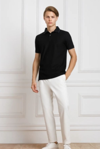 Vì sao giày trắng dễ bán hơn?