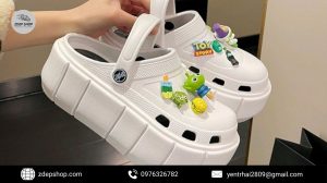 Dép sục bánh mì – Item must-have của giới trẻ